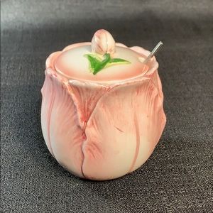 Vintage Mann " Tulip Time" Sugar Bowl with Lid